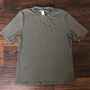 H&M crew neck t shirt olive military green L